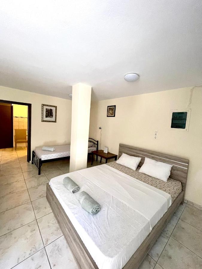 Legacy Lux By The Airport & Beach Artemida  Esterno foto